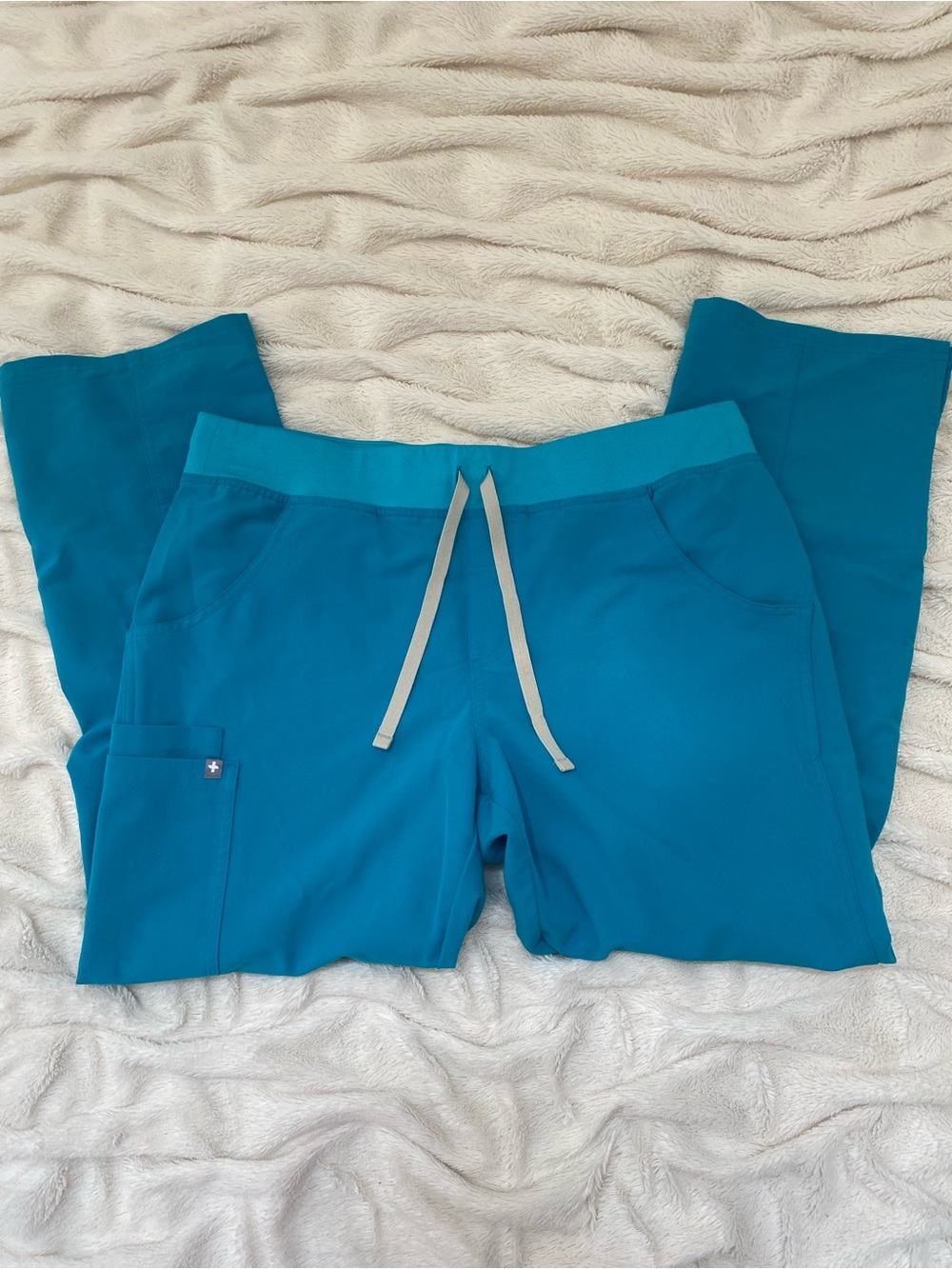 Figs Kade Cargo Scrub Pants teal blue Sz L petite